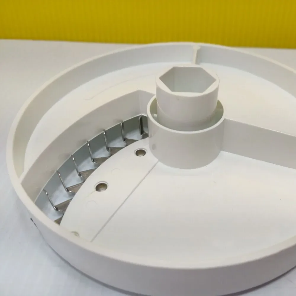 Oster Kitchen Center Food Processor 5500-20A Shredder Blade / Disk 937-85 Part
